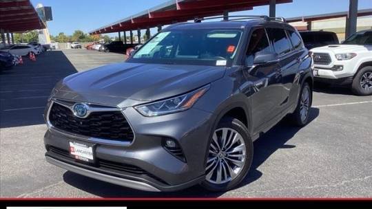 2021 Toyota Highlander Hybrid Platinum — SUV — 51,034 mi — Lancaster, CA