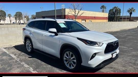 2023 Toyota Highlander Limited — SUV — 9,506 mi — Lancaster, CA