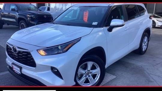 2023 Toyota Highlander L — SUV — 41,834 mi — Lancaster, CA