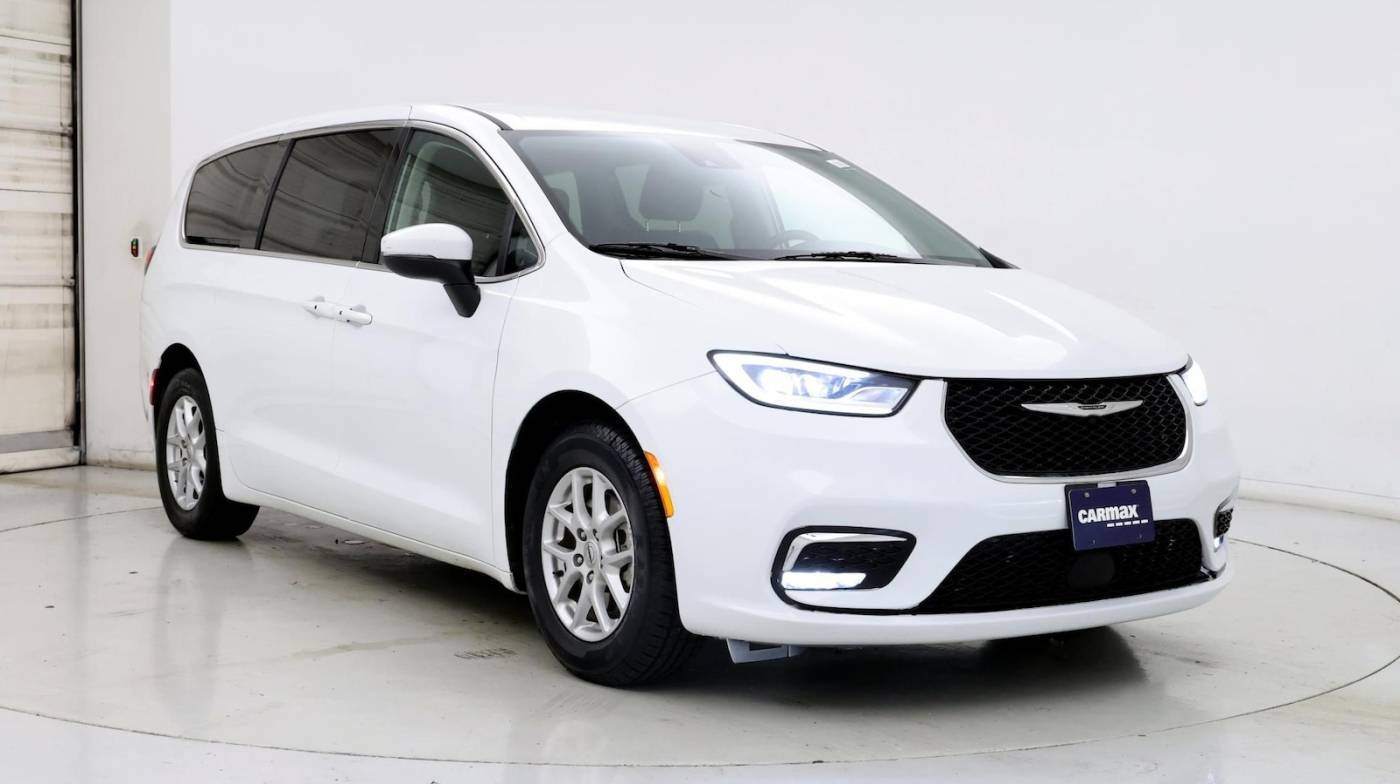 2023 Chrysler Pacifica Touring L — Minivan — 52,576 mi — Salisbury, MD