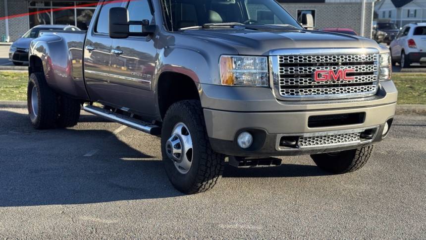 2014 GMC Sierra 3500HD Denali — Pickup Truck — 140,781 mi — Jacksonville, NC