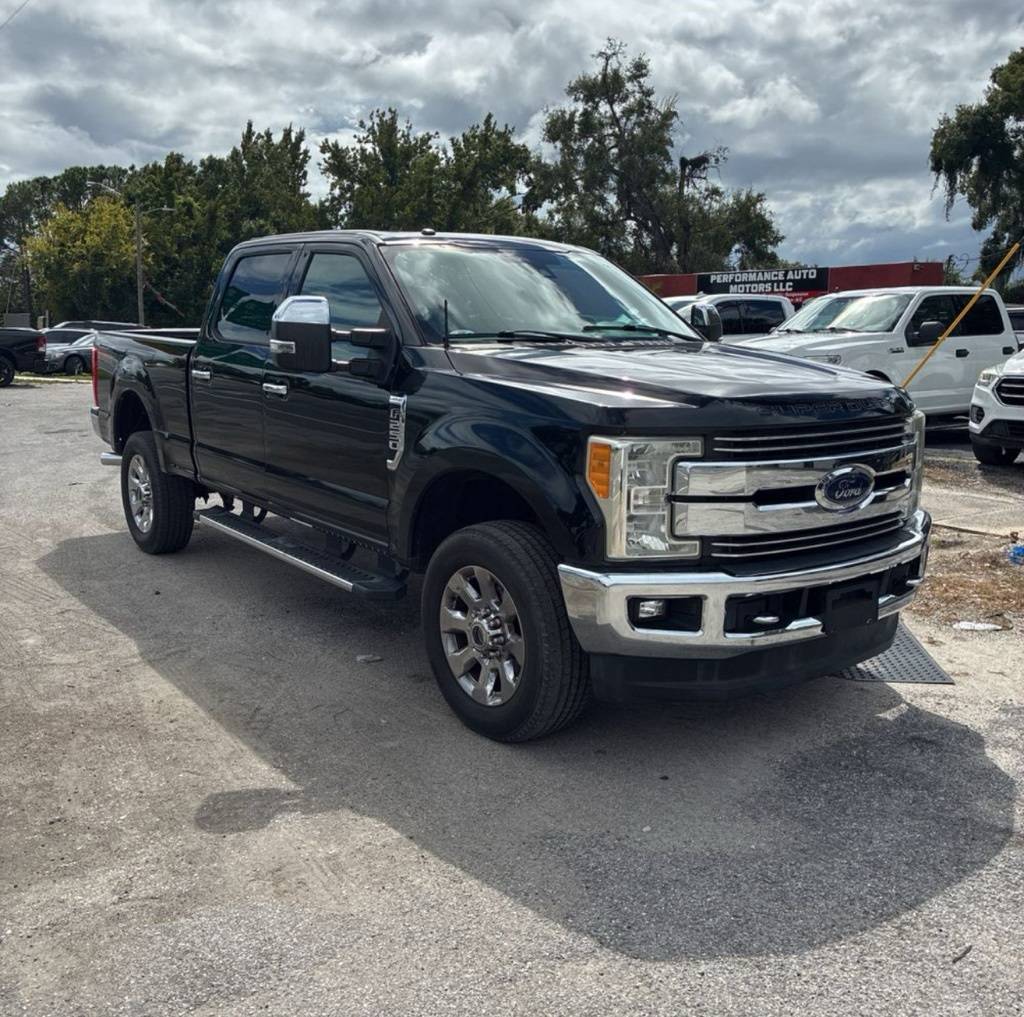 2017 Ford Super Duty F-250 Lariat — Pickup Truck — 122,412 mi — Jacksonville, NC