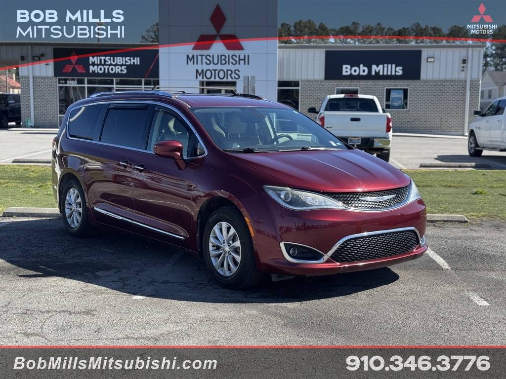 2019 Chrysler Pacifica Touring L — Minivan — 118,737 mi — Jacksonville, NC