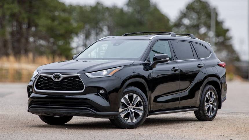 2021 Toyota Highlander XLE — SUV — 117,297 mi — Raleigh, NC