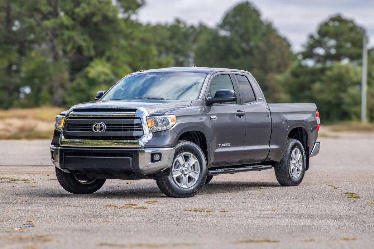 2015 Toyota Tundra SR5 — Pickup Truck — 142,315 mi — Raleigh, NC