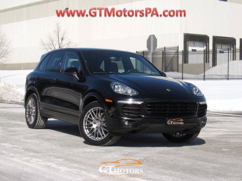 2017 Porsche Cayenne Platinum Edition