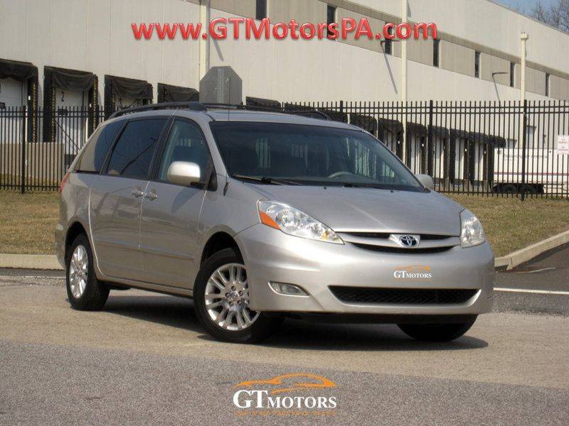 2008 Toyota Sienna XLE — Minivan — 147,075 mi — Philadelphia, PA