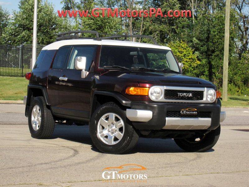 2007 Toyota FJ Cruiser Base — SUV — 154,097 mi — Philadelphia, PA