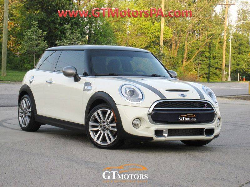 2017 MINI Hardtop Cooper S — Hatchback — 33,123 mi — Philadelphia, PA