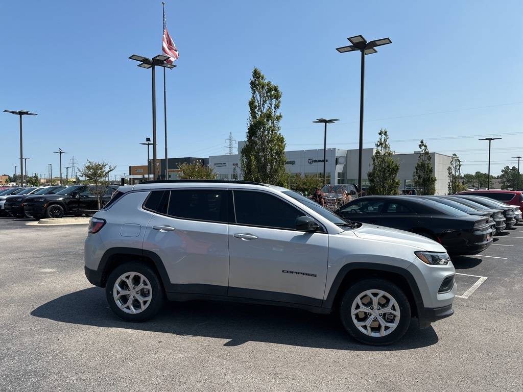 2024 Jeep Compass Latitude — SUV — 20,956 mi — Owasso, OK