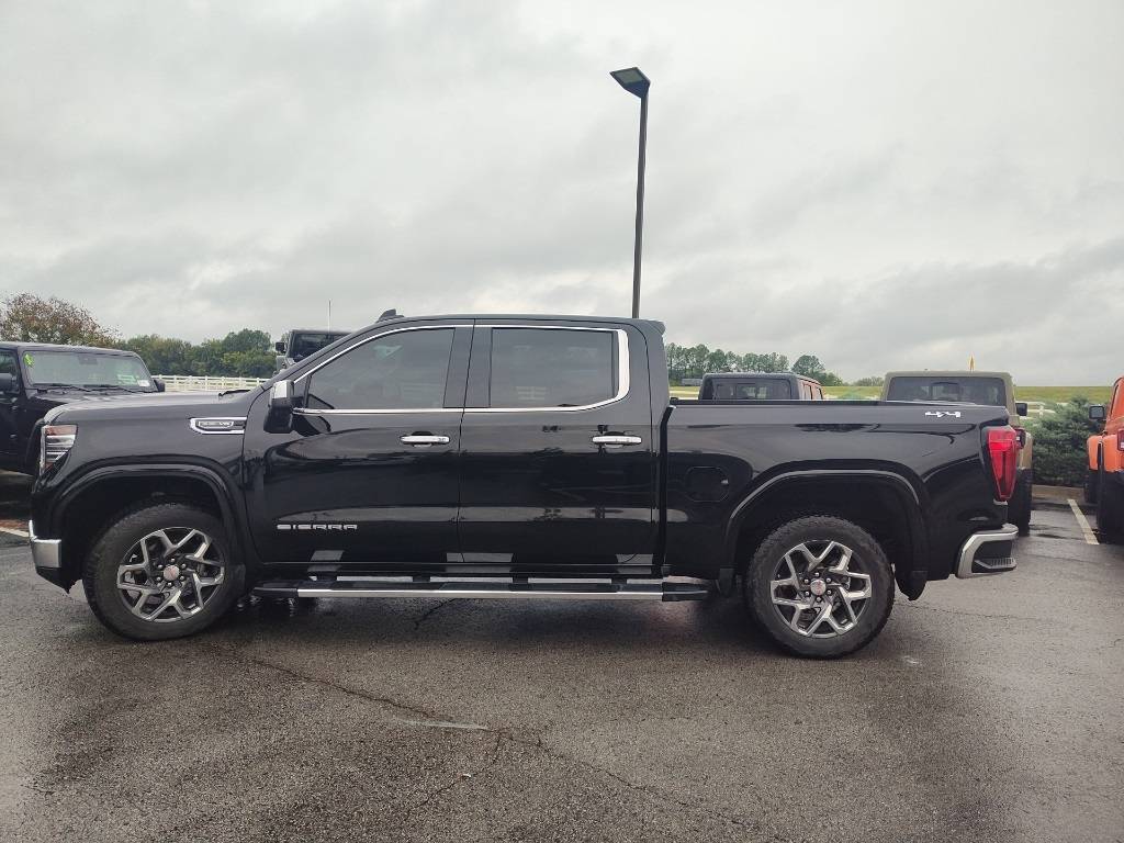 2024 GMC Sierra 1500 SLT — Pickup Truck — 20,162 mi — Owasso, OK
