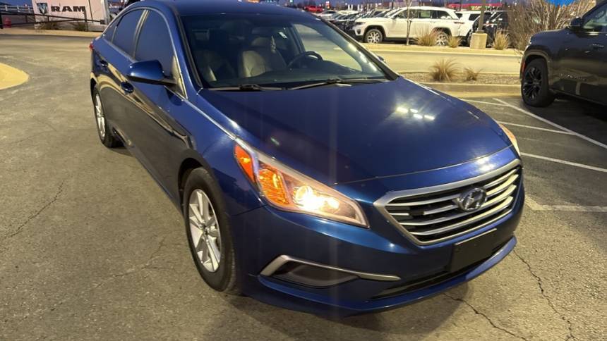 2016 Hyundai Sonata SE — Sedan — 130,428 mi — Owasso, OK