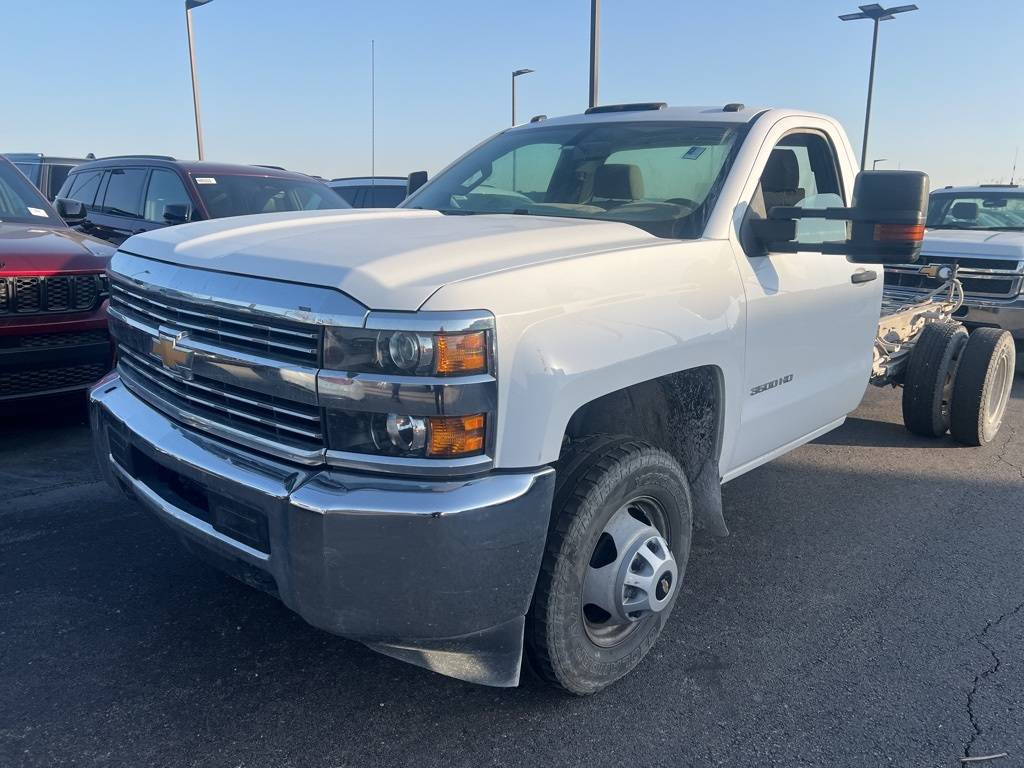 2018 Chevrolet Silverado 3500HD Chassis Cab WT — Chassis Cab Truck — 196,780 mi — Owasso, OK