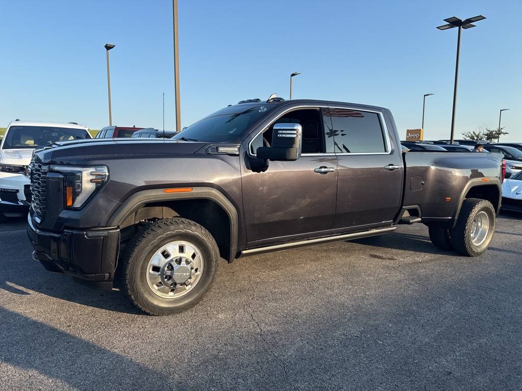 2024 GMC Sierra 3500HD Denali Ultimate — Pickup Truck — 97,829 mi — Owasso, OK