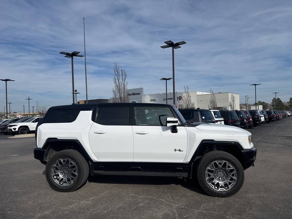 2025 GMC HUMMER EV SUV 3X — SUV — 2,885 mi — Owasso, OK
