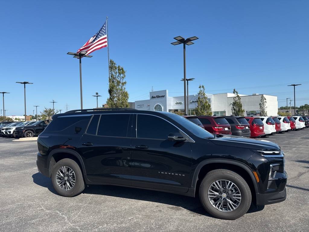 2026 Chevrolet Traverse LT — SUV — 1,715 mi — Owasso, OK