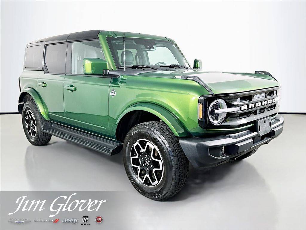 2025 Ford Bronco Outer Banks