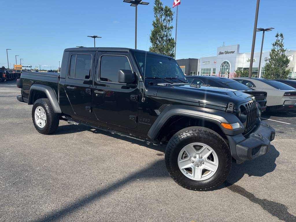 2020 Jeep Gladiator Sport S — Pickup Truck — 133,571 mi — Owasso, OK