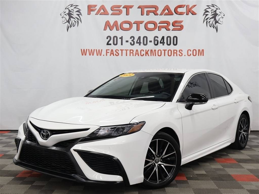 2022 Toyota Camry SE — Sedan — 52,707 mi — Paterson, NJ