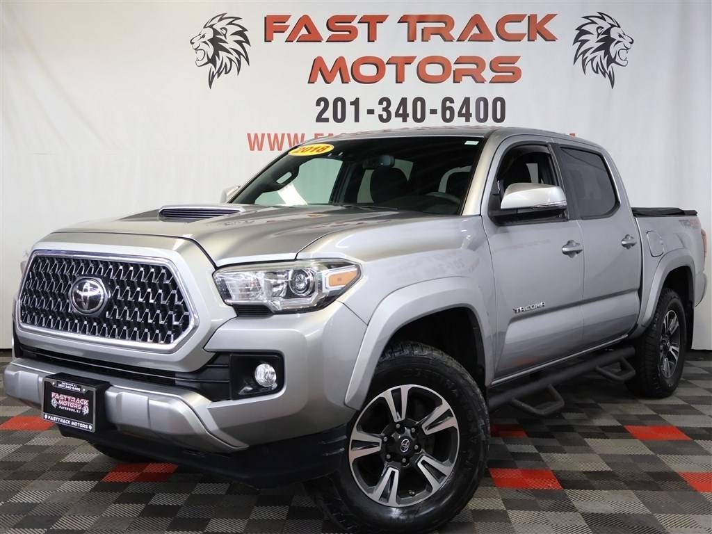 2018 Toyota Tacoma SR — Pickup Truck — 75,597 mi — Paterson, NJ