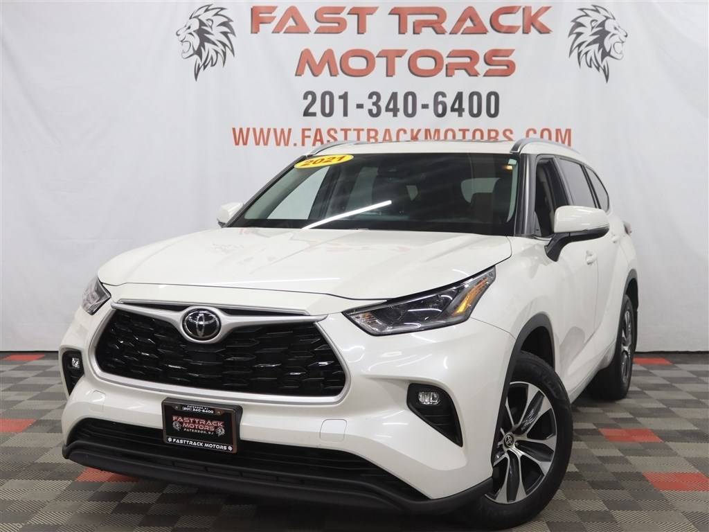 2021 Toyota Highlander XLE — SUV — 95,861 mi — Paterson, NJ