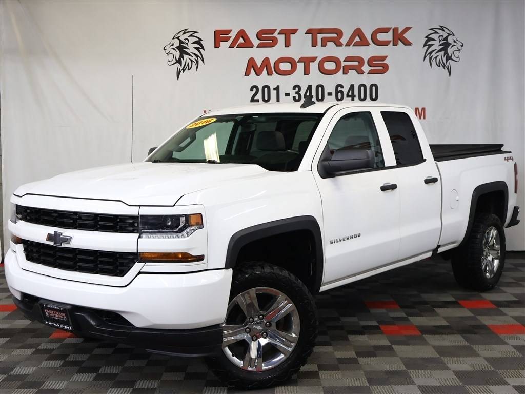 2016 Chevrolet Silverado 1500 Custom — Pickup Truck — 88,300 mi — Paterson, NJ