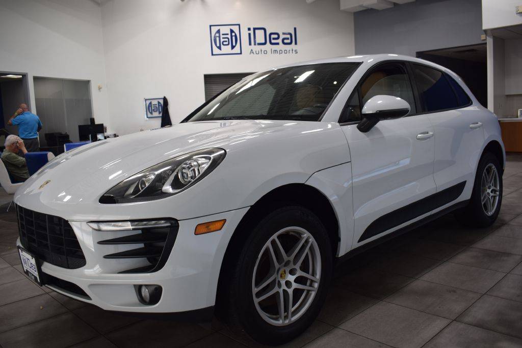 2017 Porsche Macan Standard — SUV — 82,059 mi — Eden Prairie, MN