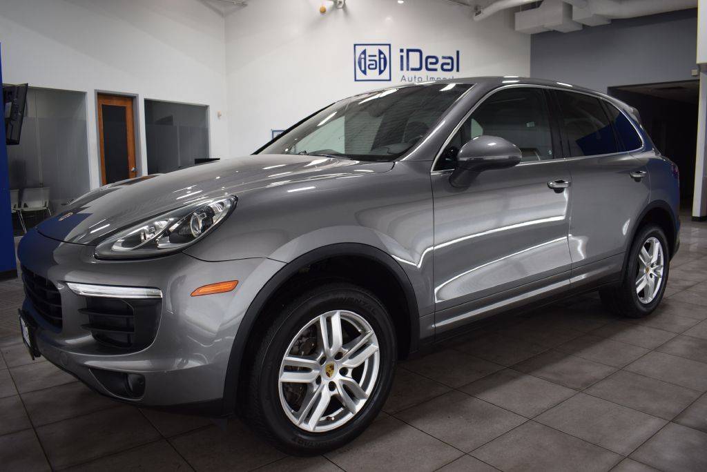 2018 Porsche Cayenne Standard — SUV — 73,390 mi — Eden Prairie, MN