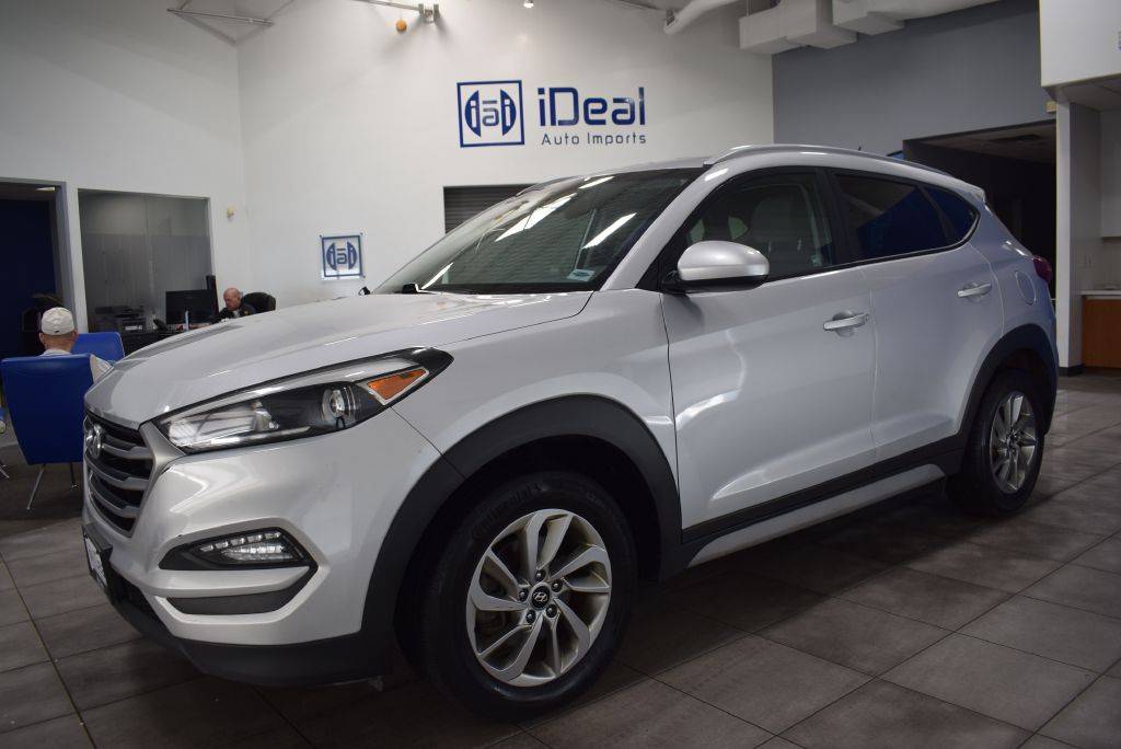 2017 Hyundai Tucson SE — SUV — 109,843 mi — Eden Prairie, MN