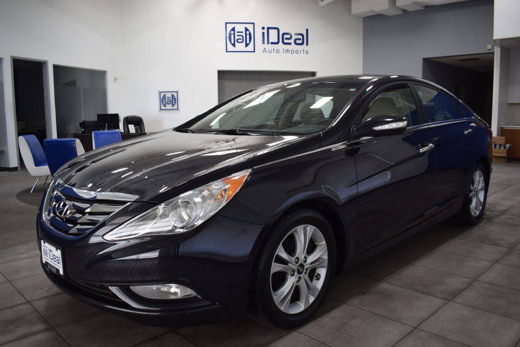 2011 Hyundai Sonata Limited — Sedan — 91,685 mi — Eden Prairie, MN