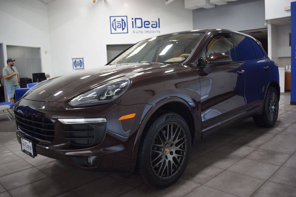 2017 Porsche Cayenne Platinum Ed. — SUV — 68,759 mi — Eden Prairie, MN