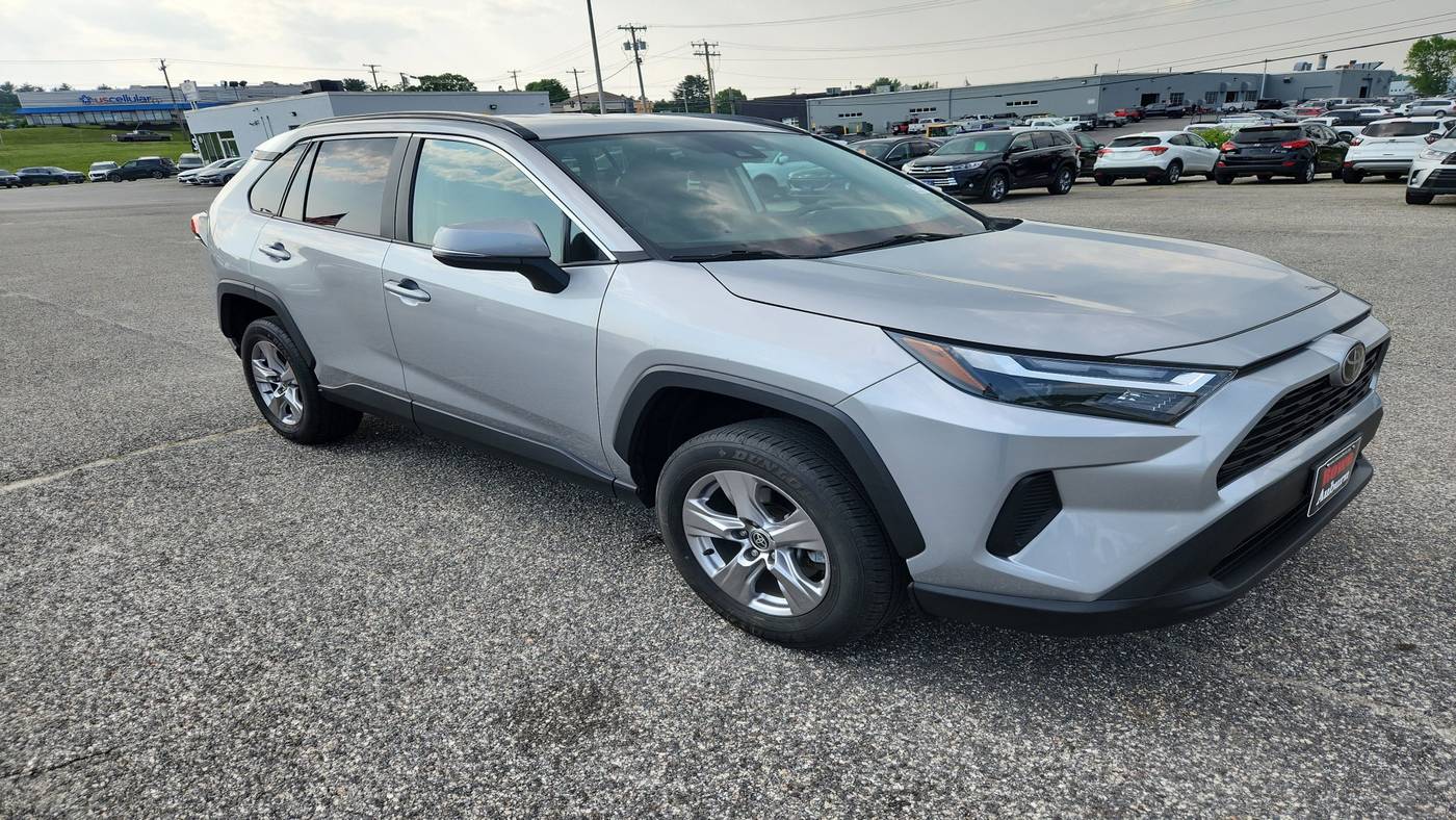 2022 Toyota RAV4 XLE — SUV — 25,478 mi — Auburn, ME
