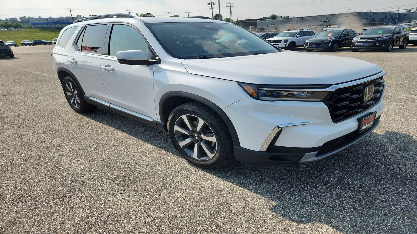 2024 Honda Pilot Touring — SUV — 44,656 mi — Auburn, ME