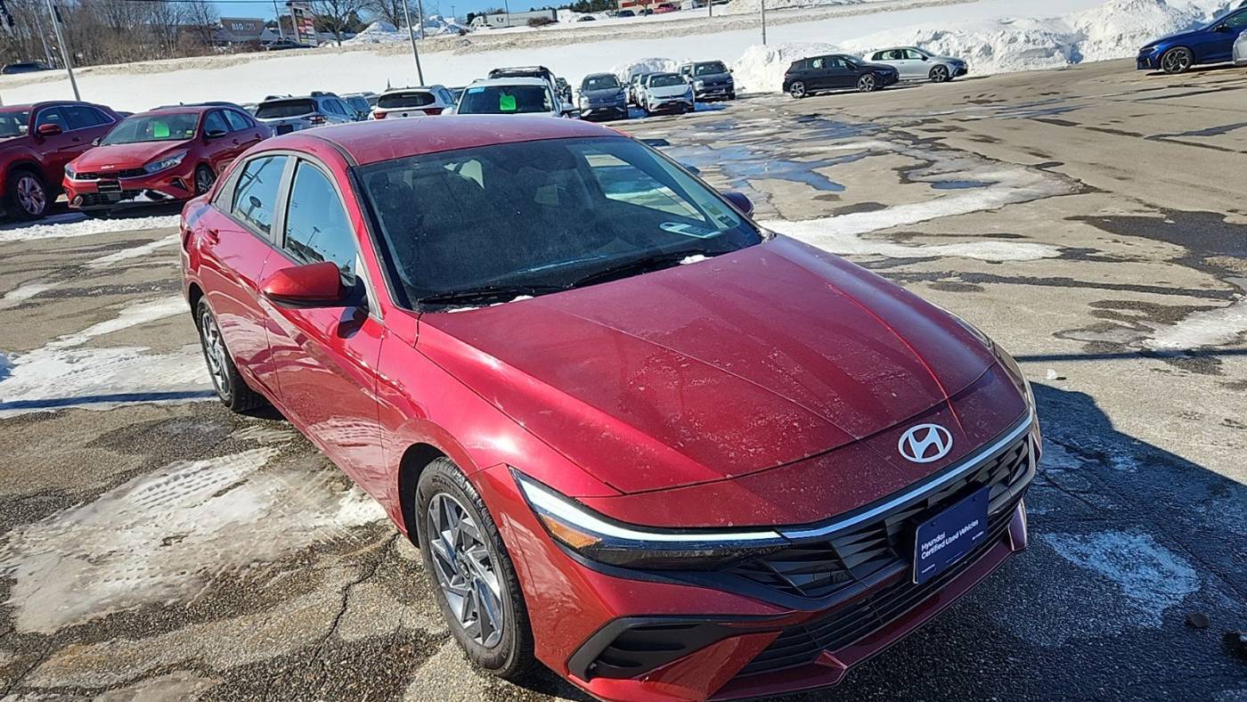 2024 Hyundai Elantra SEL — Sedan — 3,025 mi — Auburn, ME