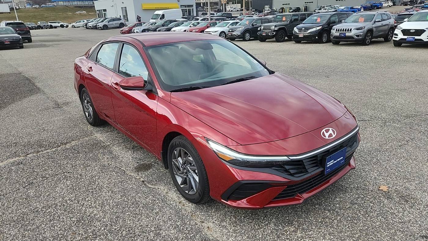 2024 Hyundai Elantra SEL — Sedan — 3,196 mi — Auburn, ME