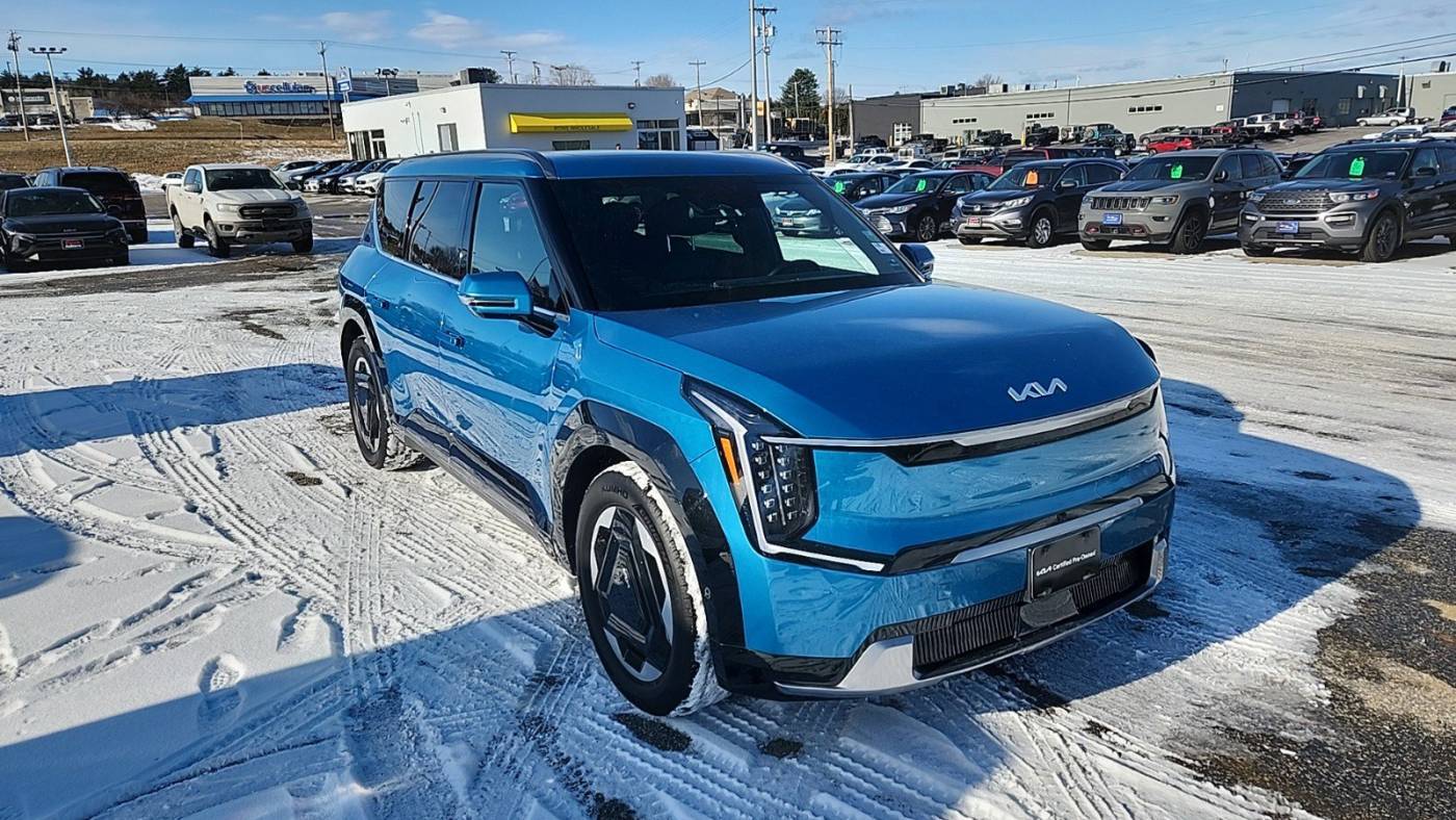 2024 Kia EV9 Land — SUV — 8,737 mi — Auburn, ME