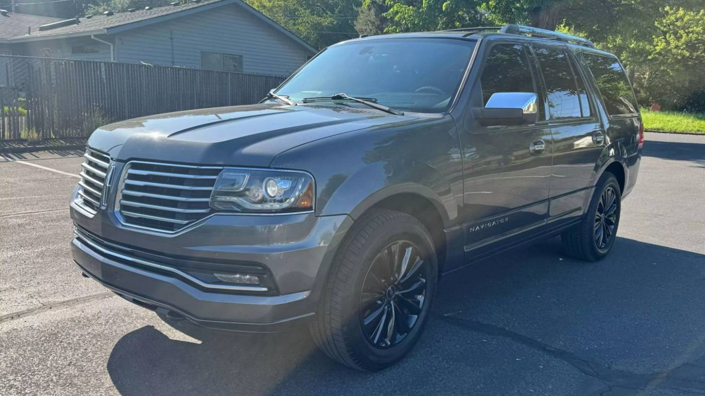 2015 Lincoln Navigator Base
