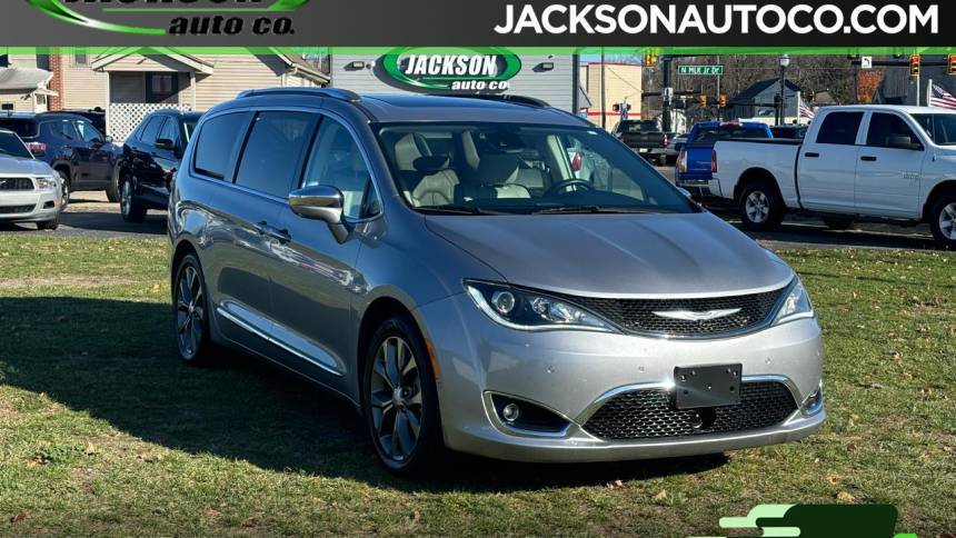 2020 Chrysler Pacifica Limited — Minivan — 122,000 mi — Jackson, MI