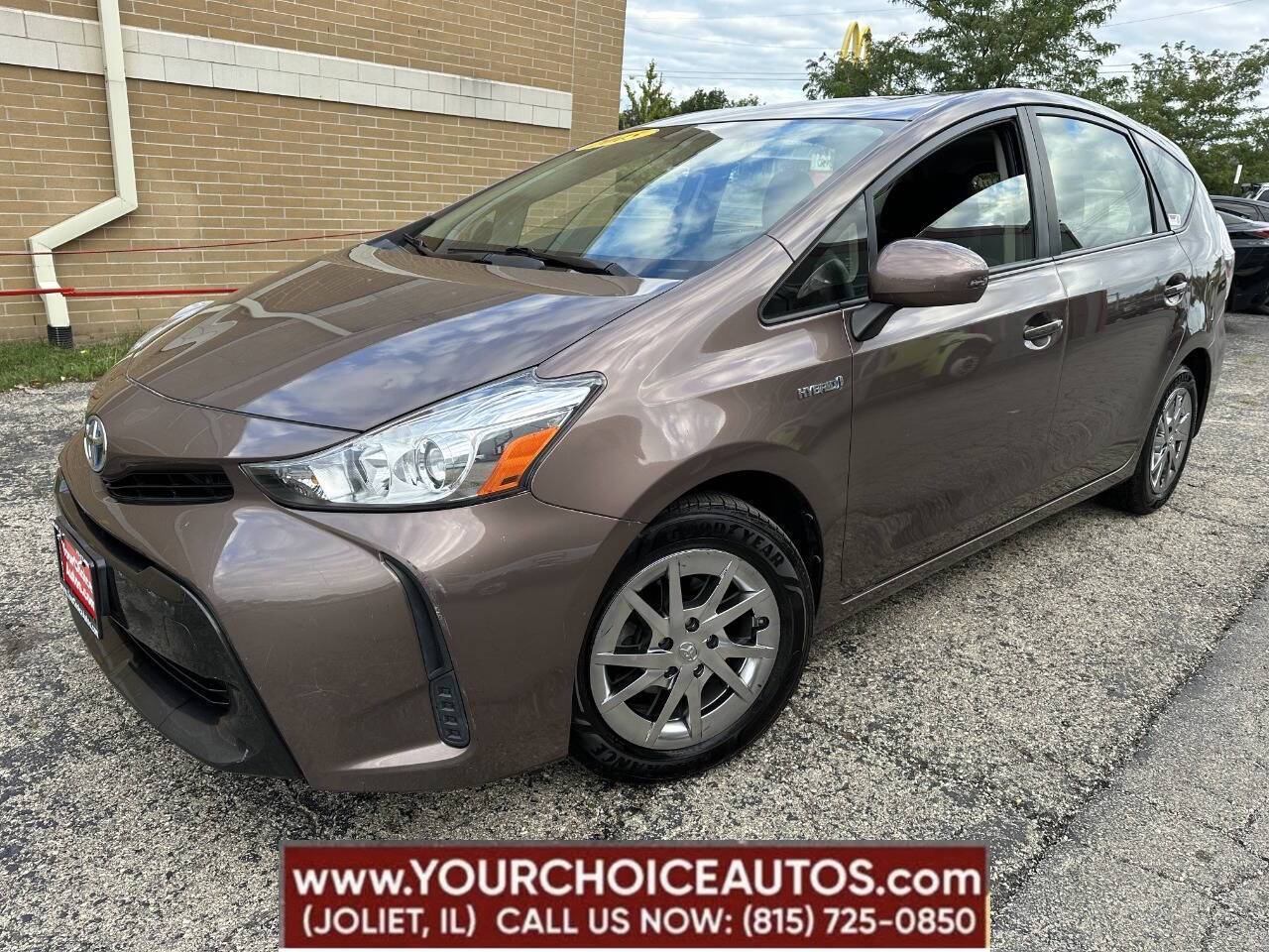 2015 Toyota Prius v Three — Wagon — 149,453 mi — Joliet, IL