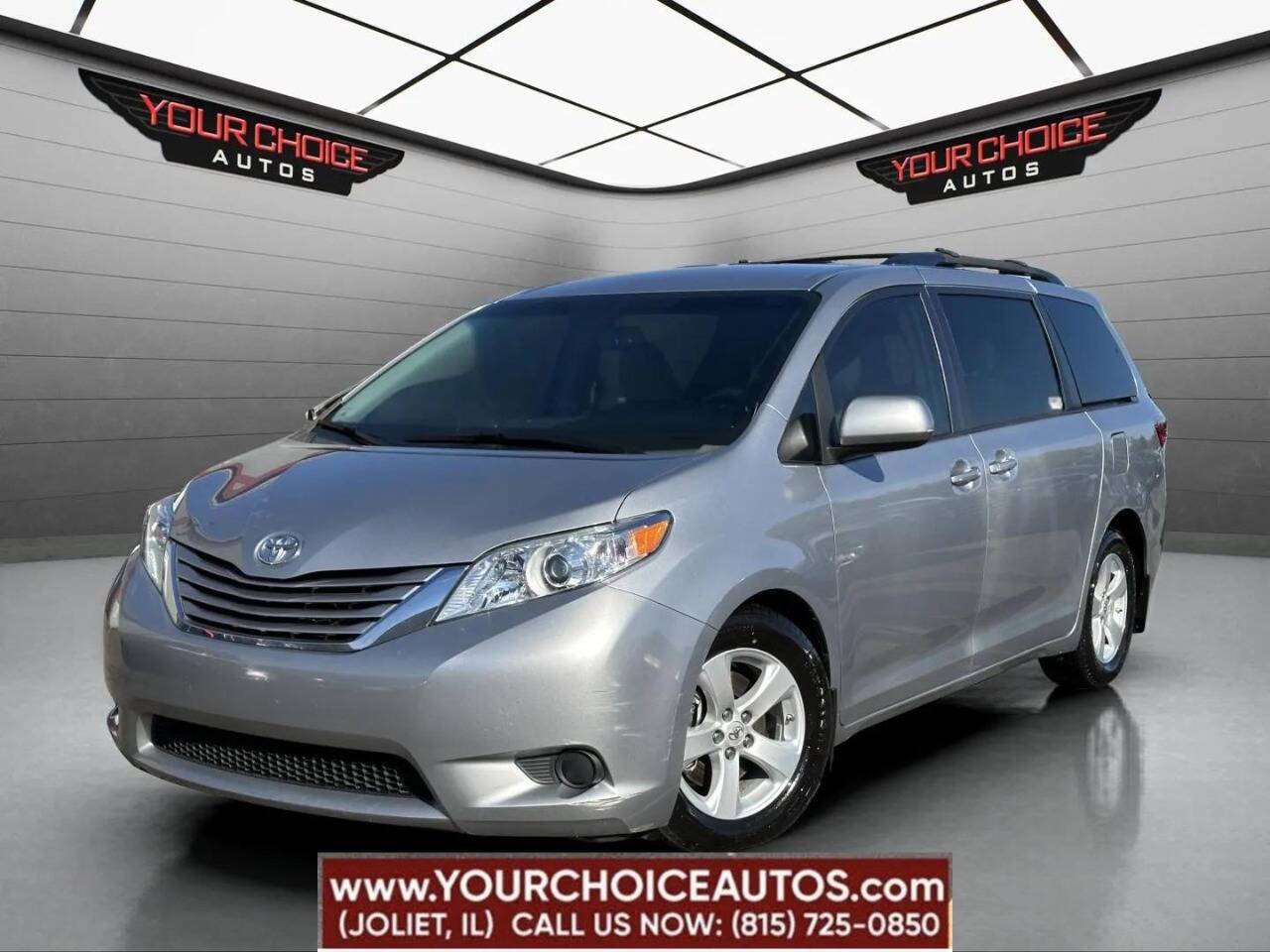 2015 Toyota Sienna LE — Minivan — 133,019 mi — Joliet, IL