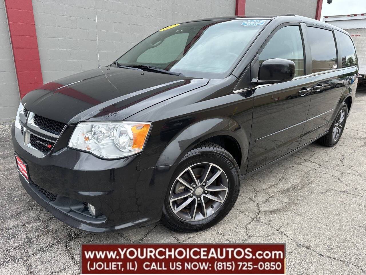 2017 Dodge Grand Caravan SXT — Minivan — 98,369 mi — Joliet, IL