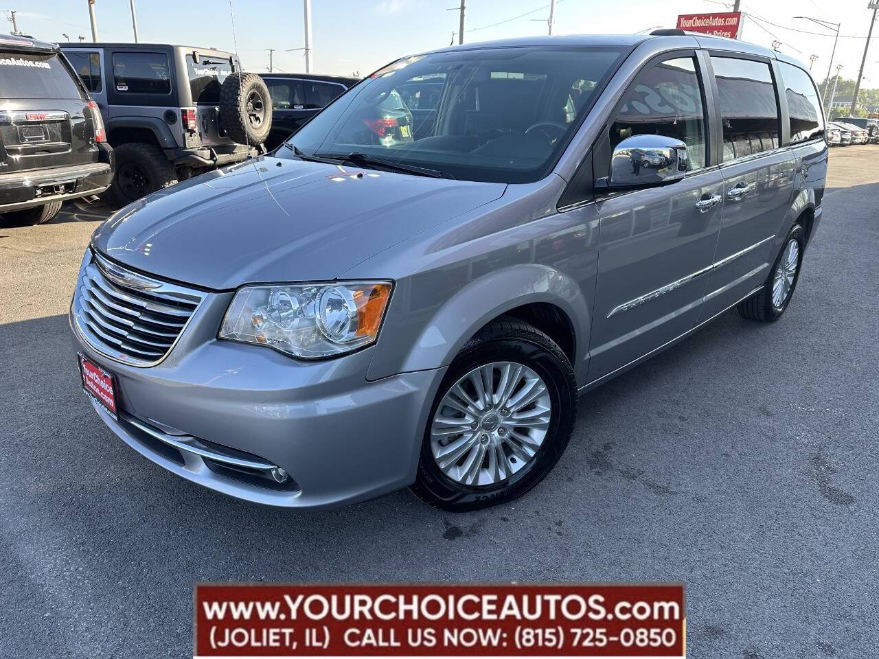 2015 Chrysler Town & Country Limited — Minivan — 142,397 mi — Joliet, IL