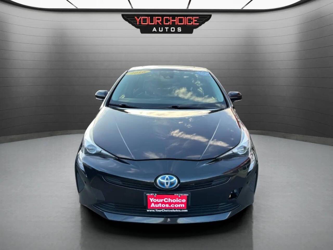 2016 Toyota Prius Three — Hatchback — 152,517 mi — Joliet, IL