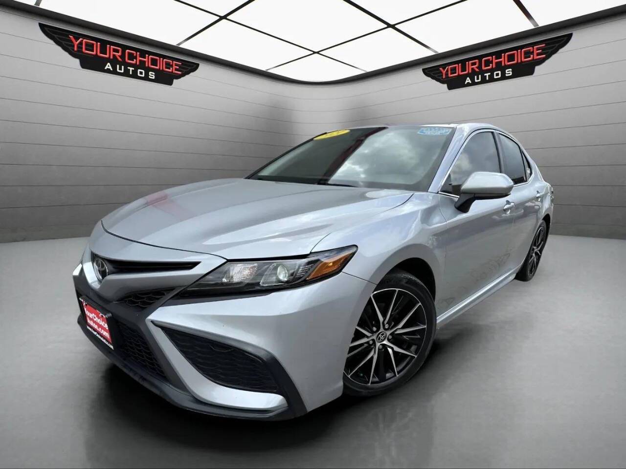 2021 Toyota Camry SE — Sedan — 53,214 mi — Joliet, IL