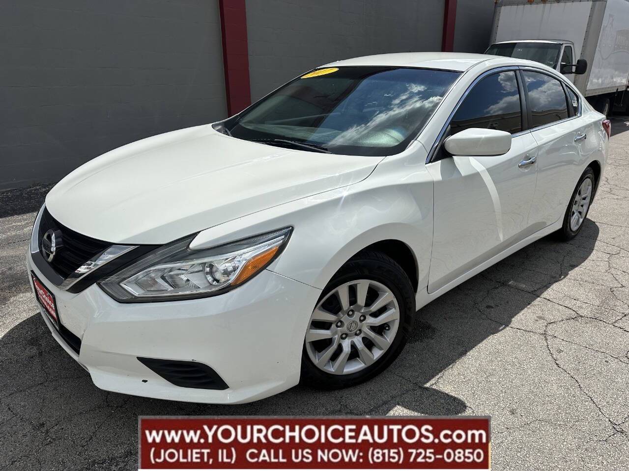 2017 Nissan Altima 2.5 S — Sedan — 141,258 mi — Joliet, IL