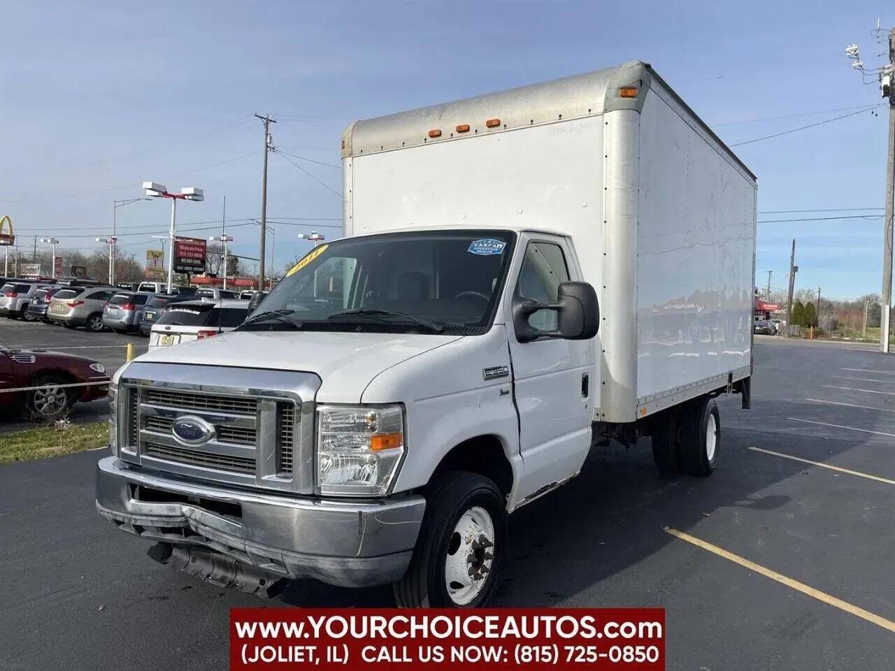 2011 Ford Econoline Commercial Cutaway E-350 — Chassis Cab Truck — 73,897 mi — Joliet, IL