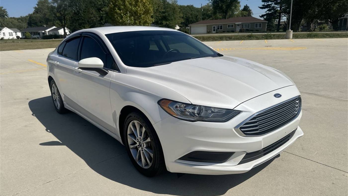 2017 Ford Fusion SE — Sedan — 119,386 mi — Elida, OH