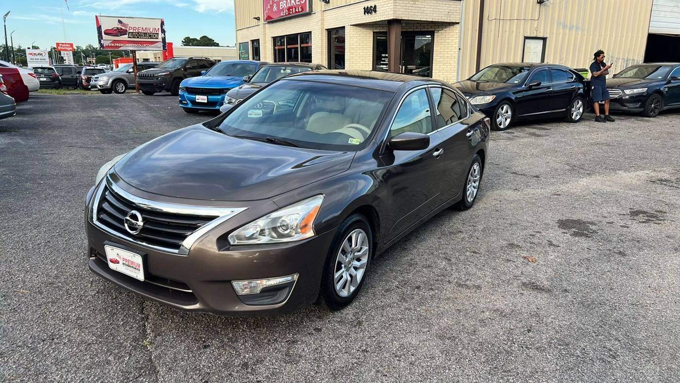2015 Nissan Altima 2.5 S — Sedan — 133,789 mi — Chesapeake, VA