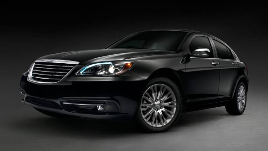 2013 Chrysler 200 Touring — Sedan — 146,500 mi — Raleigh, NC