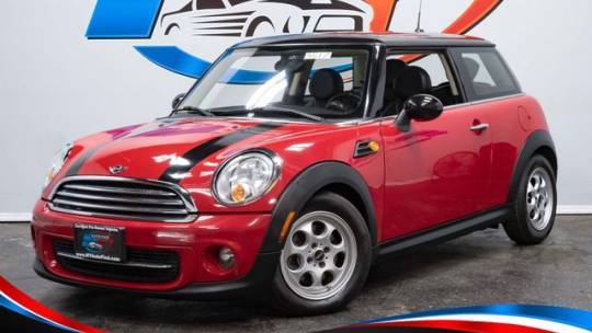 2013 MINI Hardtop Cooper — Hatchback — 82,465 mi — Massapequa, NY